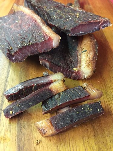 300 Gramm Biltong Beef Jerky -Original mit Fettrand- Namibia Probierpackung am Stück/Stix